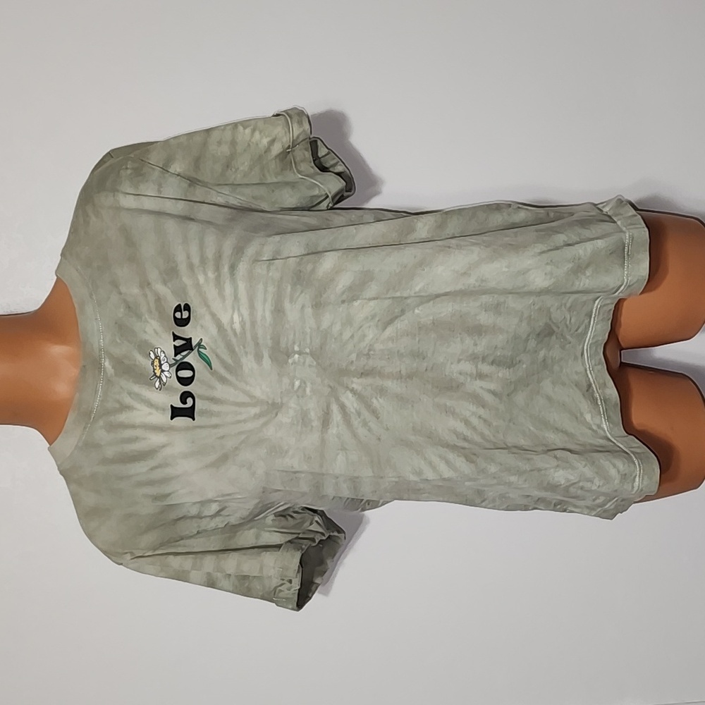 Messy Bun Just Chillin' Cropped Graphic Tee Green Size Large